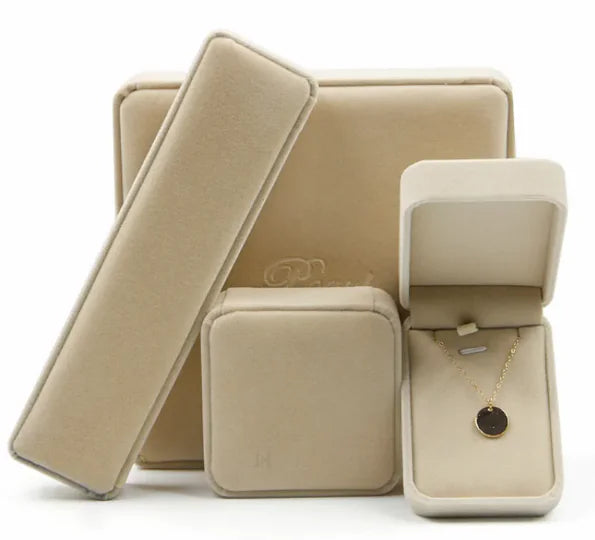 "AURUM" Bracelet Jewelry Box Flannel